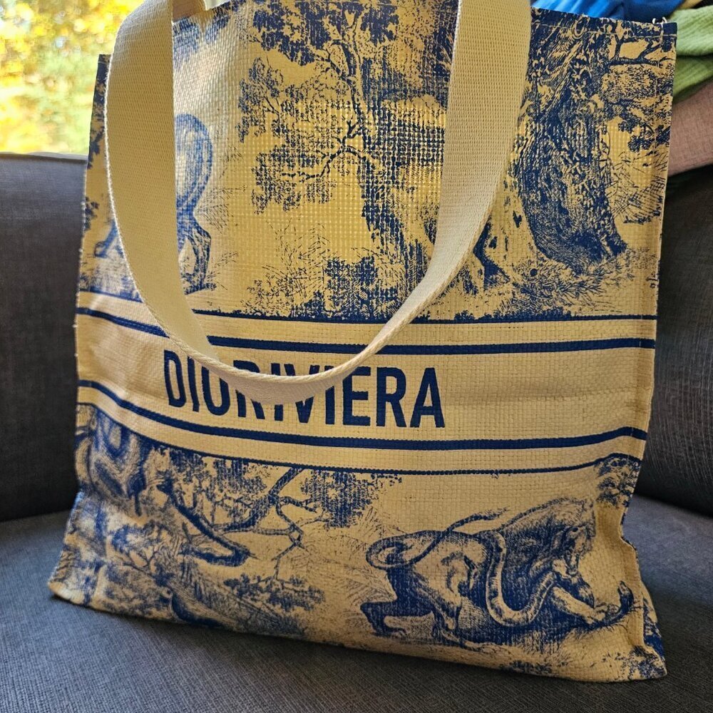 Christian Dior Straw Dioriviera Tote 42.5 x 37 x 15cm - Picture 4 of 11